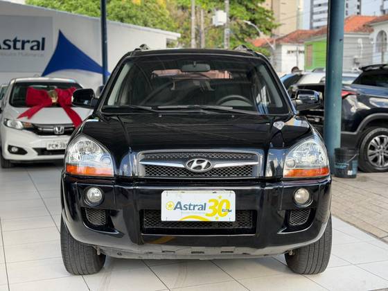 HYUNDAI TUCSON 2.0 MPFI GLS 16V 143CV 2WD FLEX 4P AUTOMÁTICO HYUNDAI TUCSON 2.0 MPFI GLS 16V 143CV 2WD FLEX 4P AUTOMÁTICO
